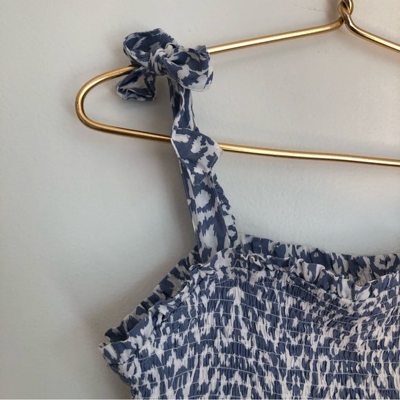 Blue & White Flowy Maxi Dress - Picture 5 of 9